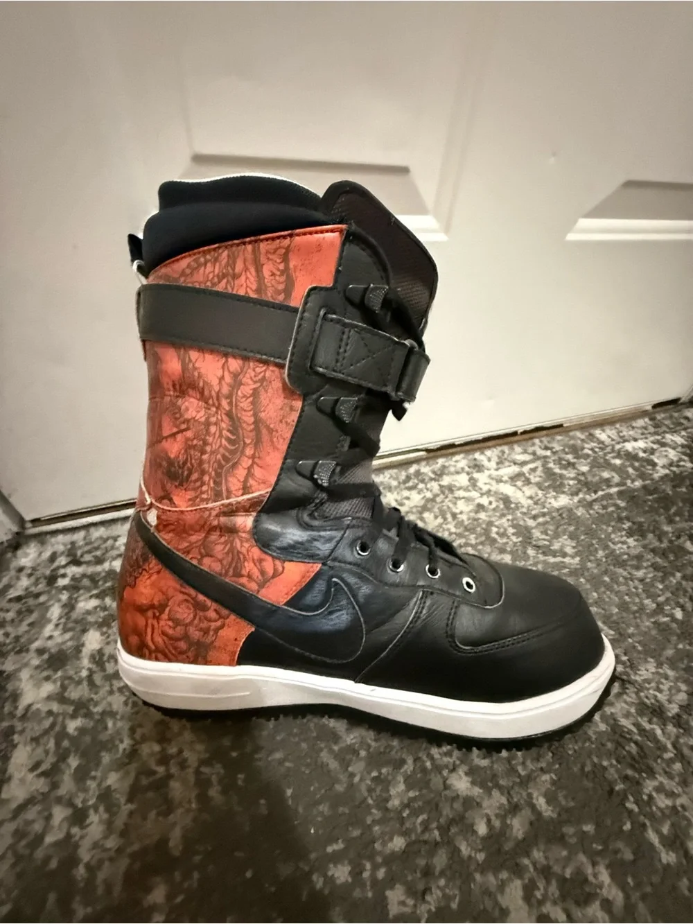 Nike Zoom Force 1 Men’s Snowboard Boots - Size 10